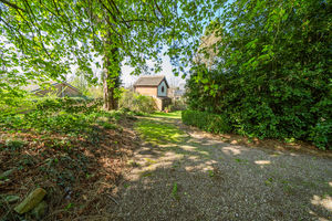 EXISTING COACH HOUSE- click for photo gallery